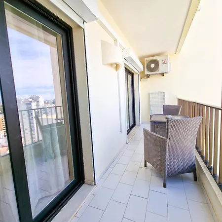 Rocha Seashell Apartment *